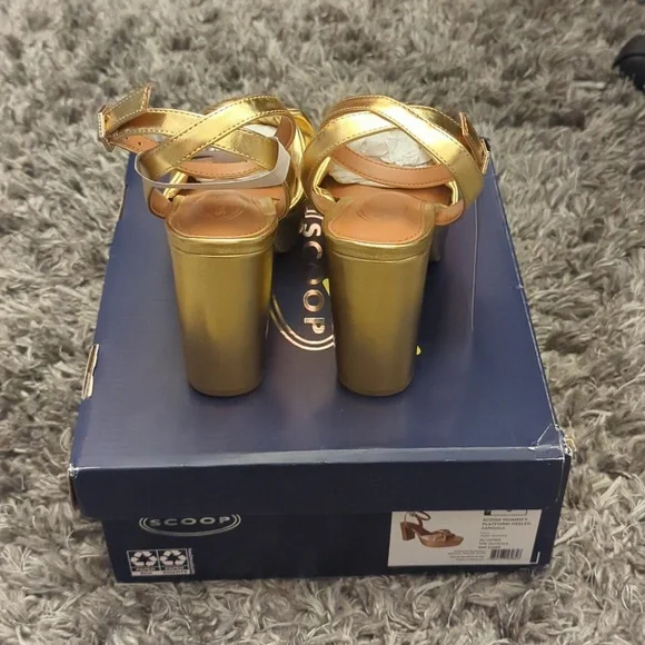 Scoop Women's Platform Heeled Sandals Size 6 - Picture 3 of 5